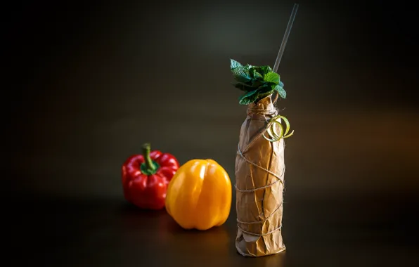 Bottle, cocktail, pepper, mint, mojo