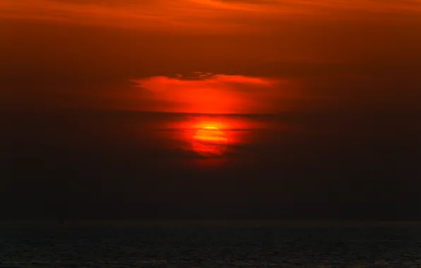 Picture sea, the sky, the sun, clouds, sunset