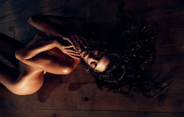 BODY, HAIR, BRUNETTE