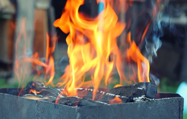 Fire, smoke, kebab