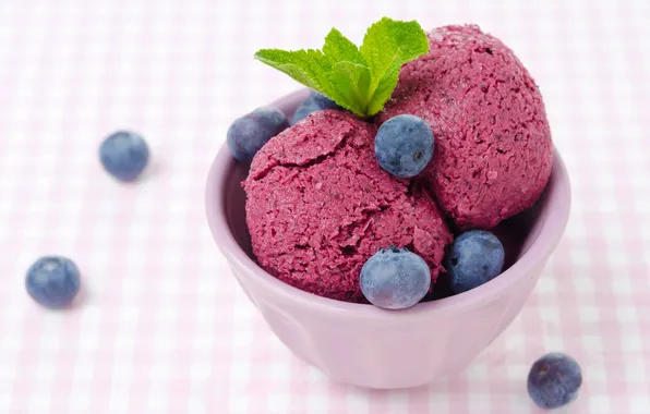 Berries, blueberries, ice cream, sweets, dessert, ramekin, blueberry