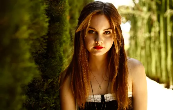 Portrait, photoshoot, bokeh, Liana Liberato, photographer Bri Smith