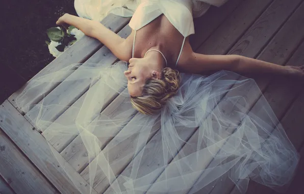 Dress, lies, veil, wedding, girl. blonde