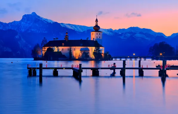 Mountains, the city, Austria, Alps, Gmunden, lake Traunsee
