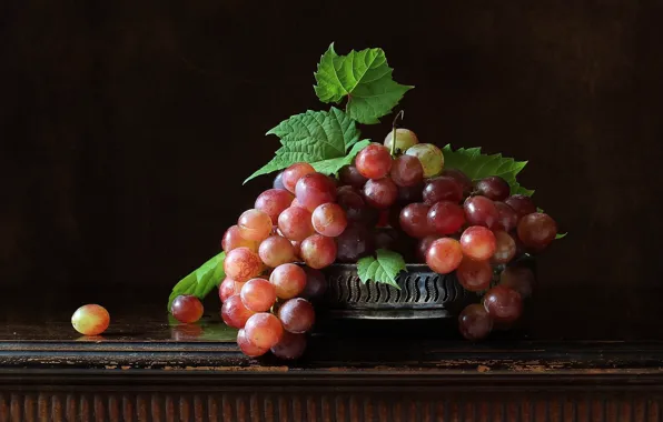 Picture background, grapes, bunches