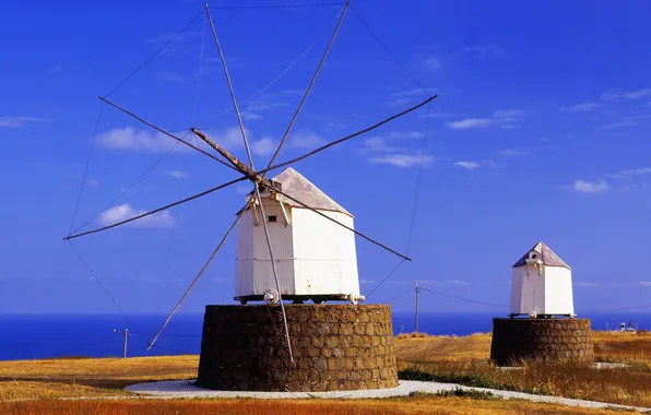 Picture Portugal, Madeira, Portela, Porto Santo island, old wind mills