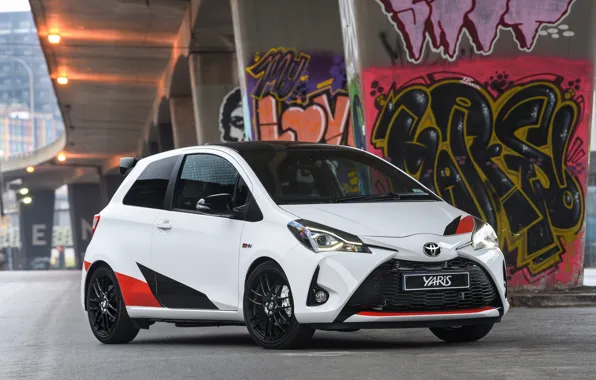 Picture white, Toyota, Yaris