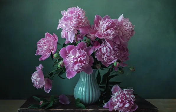 Buds, vase with flowers, peonies, Inyusheva Svetlana