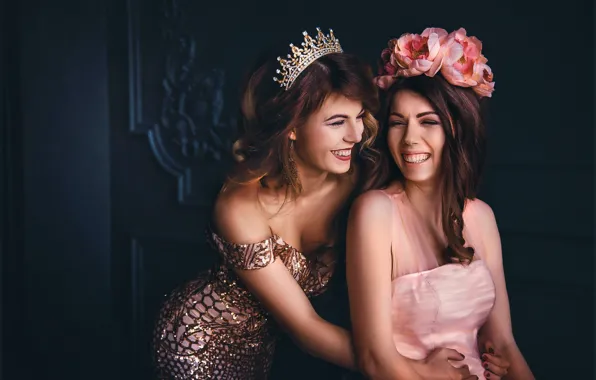 Smile, Girls, Women, Happy, Crown, Glamour, Dress, Alice Alinari