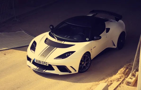 Picture Lotus, white, front, sand, evora, hangar, gte