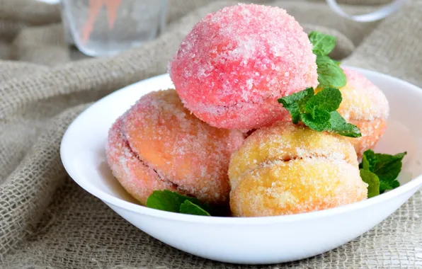 The sweetness, sugar, peaches, mint, cakes, cakes