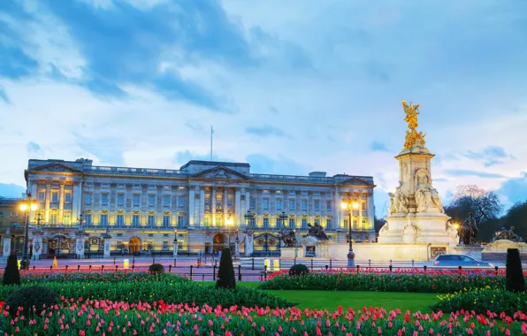 Road, flowers, lights, lawn, England, London, the evening, lights