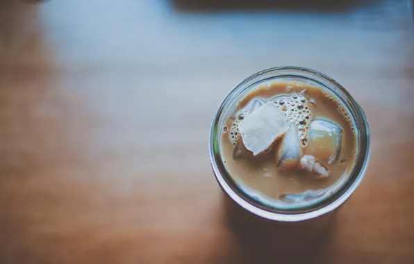 Ice, glass, cocktail