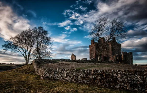 Picture nature, castle, the fence, Balvaird Castle