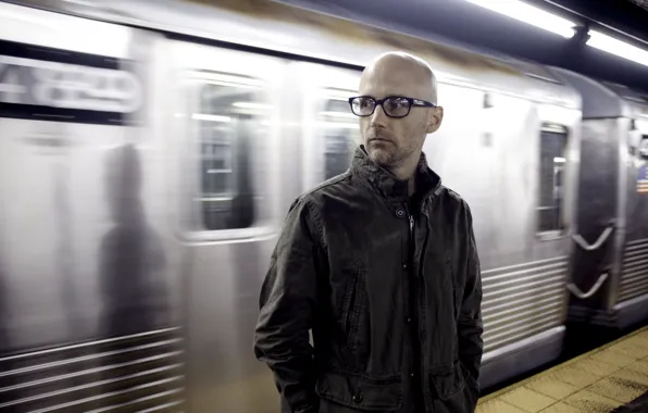 Picture metro, musician, MOBI, destroyed, metro, Moby