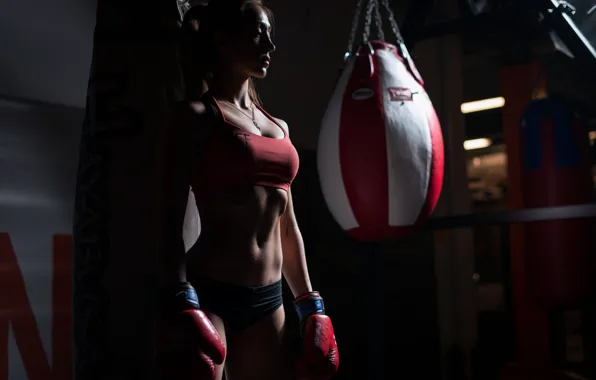Woman, boxing, shadows
