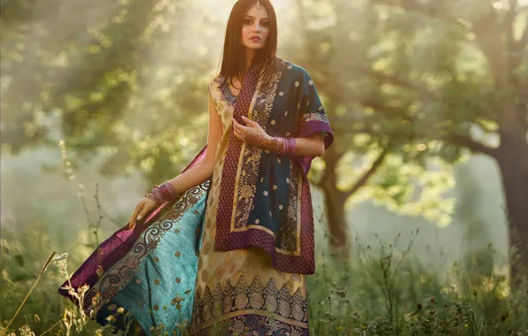 Grass, the sun, decoration, trees, nature, makeup, dress, hairstyle