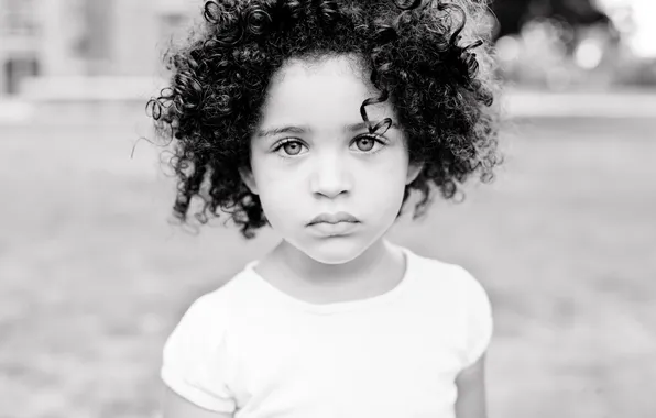 Picture face, child, curls