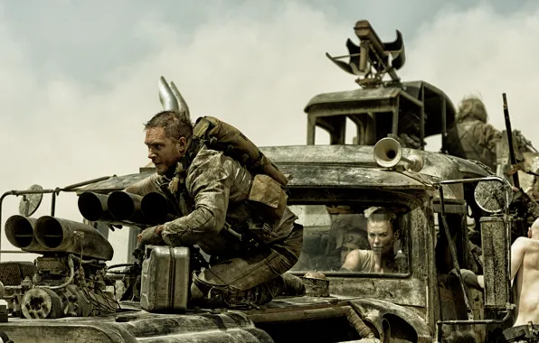 Picture Charlize Theron, chase, truck, Charlize Theron, Tom Hardy, Tom Hardy, Mad Max, Fury Road