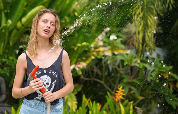 Water, model, gorgeous, photoshoot, posing, spray, beautiful face, outdoors