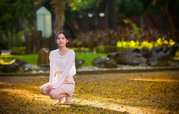 Skirt, blouse, Asian, knees