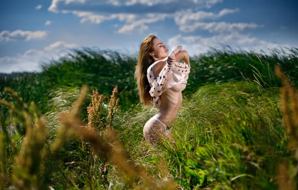 Chest, grass, the sun, pose, model, body, panties, hands