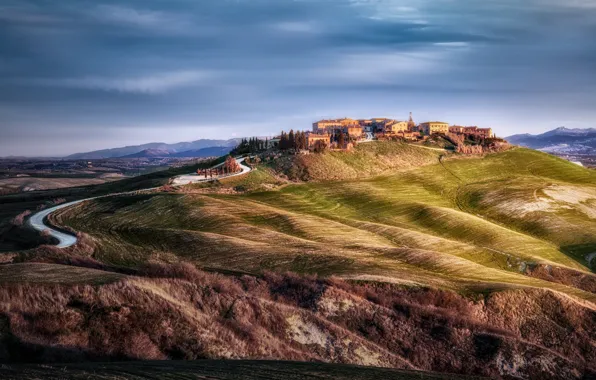 Mountains, the slopes, building, home, Italy, settlement, Tuscany