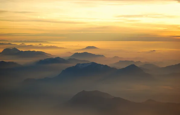 Picture light, mountains, fog, morning, Alps, Italy