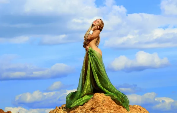 Sand, portrait, blonde, quarry