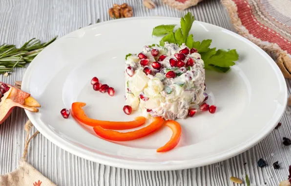 Pepper, garnet, salad