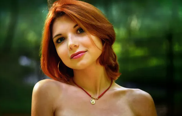 Portrait, redhead, Yana