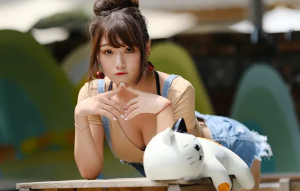 Look, girl, face, pose, toy, hands, Asian