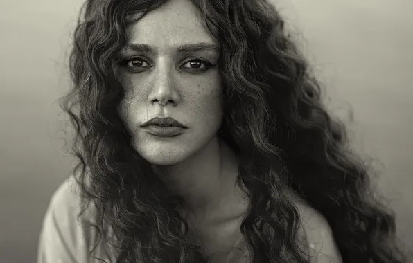 Portrait, black and white, curly, Samira Hesami