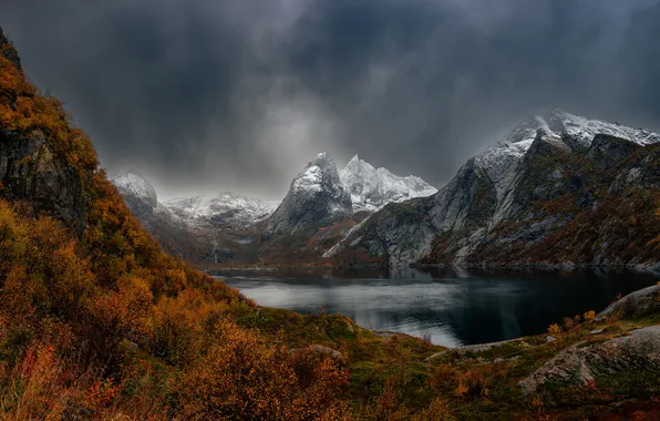 Autumn, snow, mountains, clouds, fog, lake, shore, the slopes