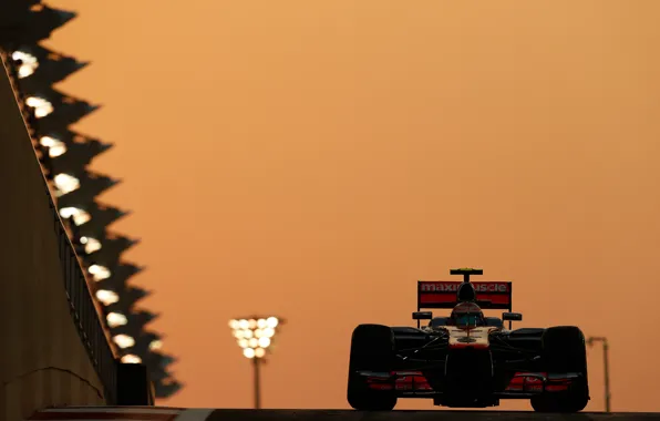 Picture UAE, Abu Dhabi, Formula 1, Lewis Hamilton, The Grand Prix of Abu Dhabi, Yas Marina
