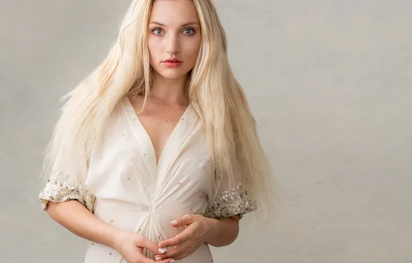 Picture look, girl, face, pose, hair, hands, blonde, beautiful