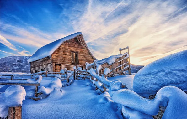 Picture winter, snow, landscape, nature, house, the fence, icicles