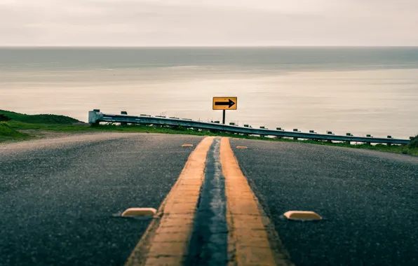 Road, sea, turn