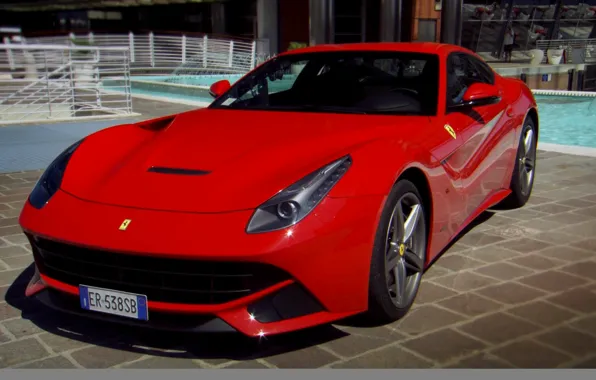 Ferrari, Berlinetta, F12