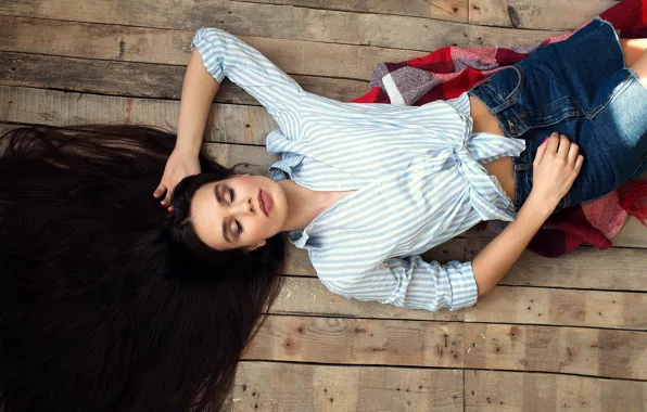 Picture girl, lies, blouse
