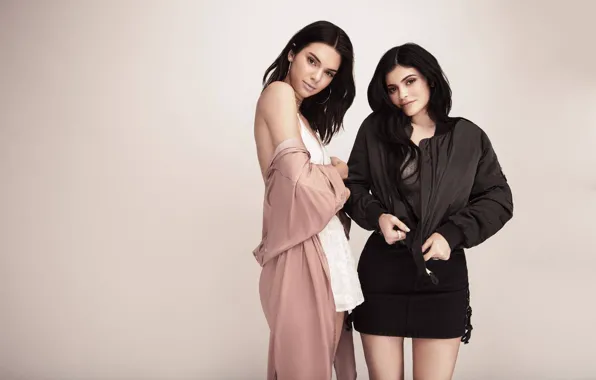 Picture sisters, Kylie Jenner, Kendall Jenner