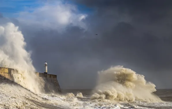 Picture sea, wave, squirt, storm, lighthouse, Wales, Porthcawl