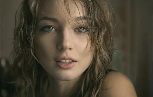 Girl, face, background, hair, lips, curls, green eyes