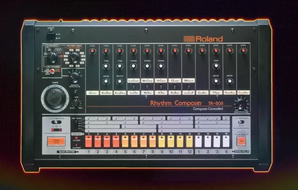 Free Roland 808 Drum Kit ( 200+ Free 808 Drum Samples )