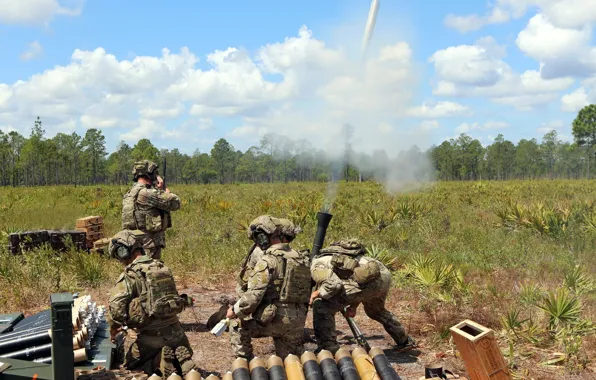 Picture shot, soldiers, mortar