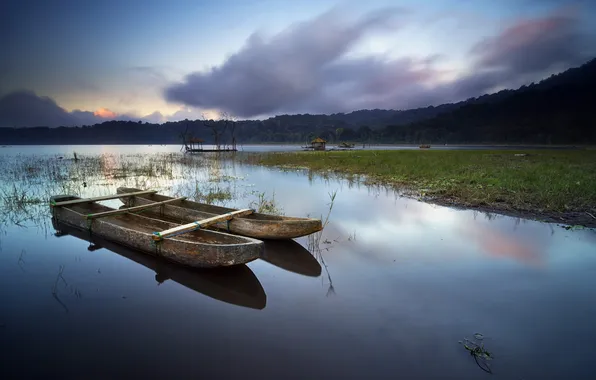 Picture Bali, Indonesia, Tamblingan Lake