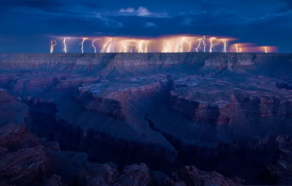 Picture the storm, night, lightning, canyon