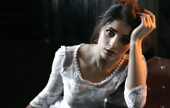 Picture portrait, makeup, dress, Kristina Zolotareva