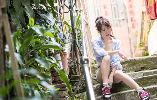 Picture girl, street, Asian