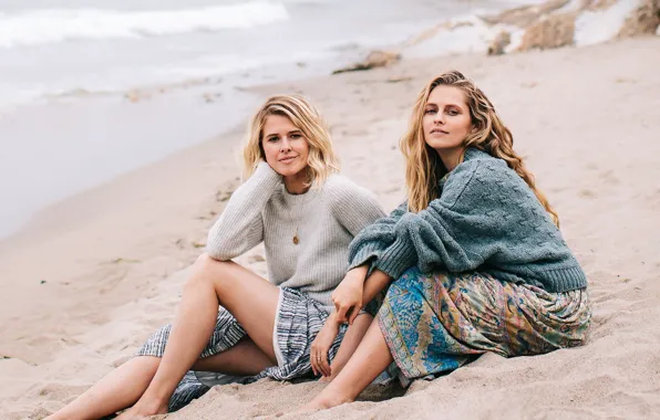 Sand, sea, beach, barefoot, blonde, beautiful, photoshoot, actress